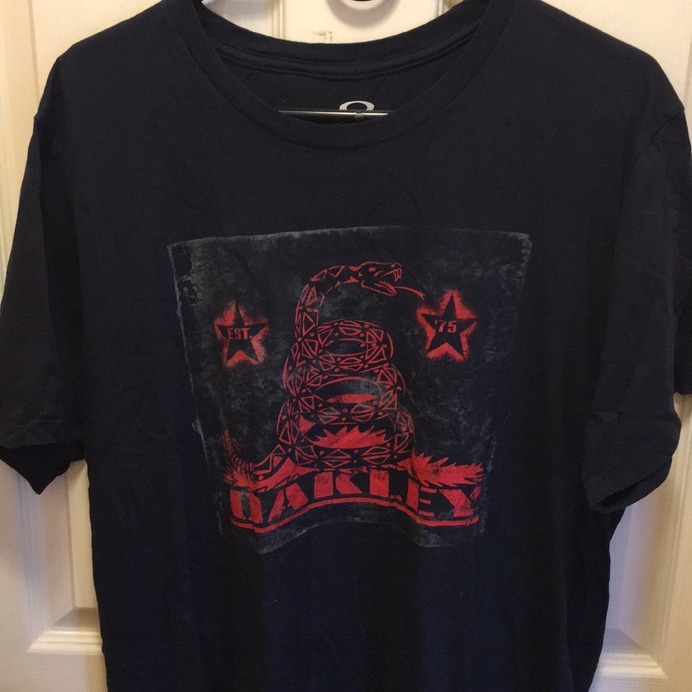 Men’s Oakley T-Shirt